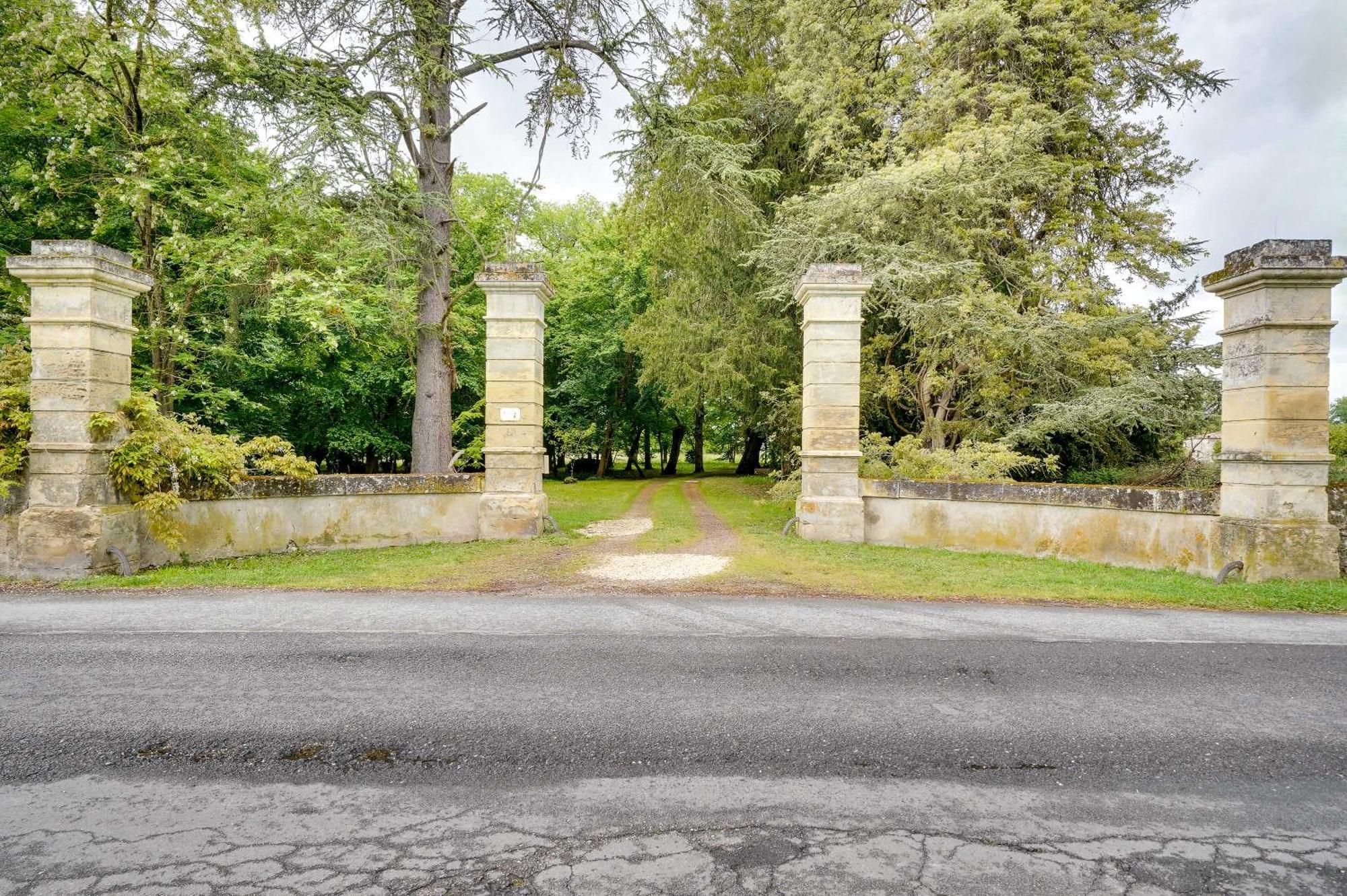 Chateau De Vidasse Pessac-sur-Dordogne Buitenkant foto